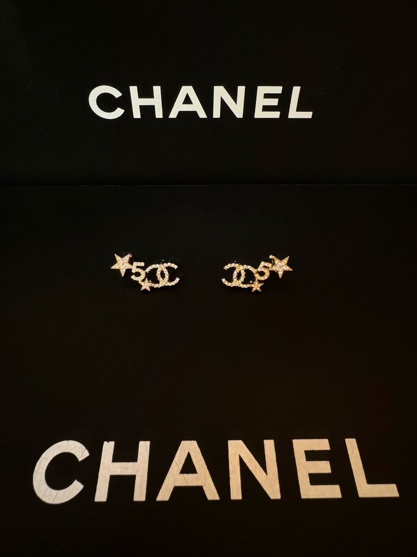 Chanel 22s Star Earrings Ear Bone Rings CC Stars No.5 Gold Earrings