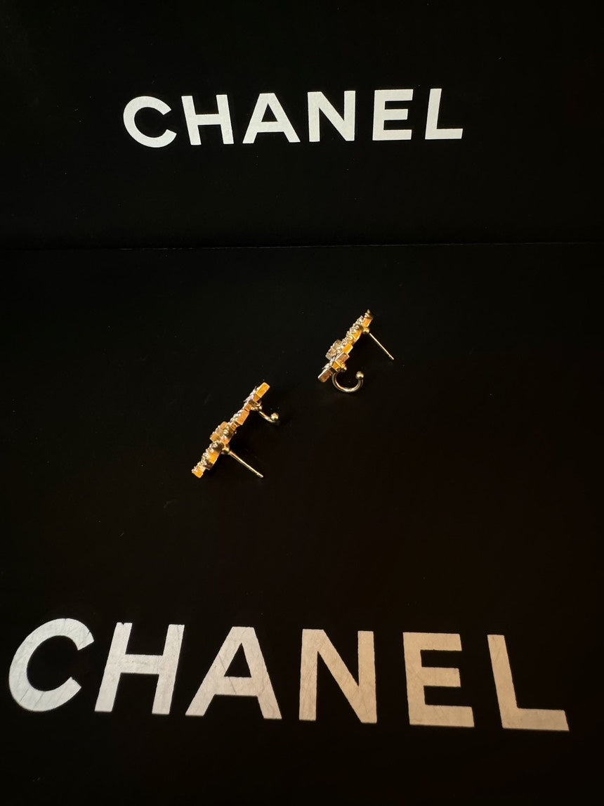 Chanel 22s Star Earrings Ear Bone Rings CC Stars No.5 Gold Earrings