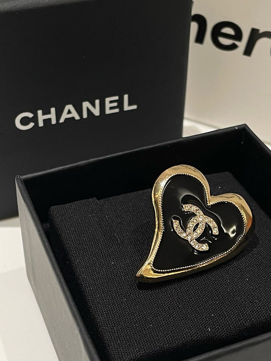 Chanel 22P Heart Brooch Black Brooches