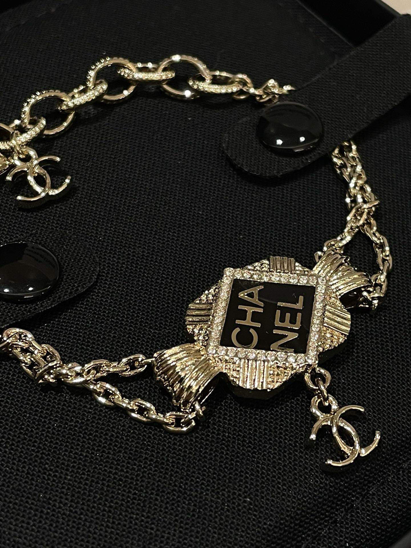 Chanel 21A Gold Chain Bracelet (17cm) Bracelets