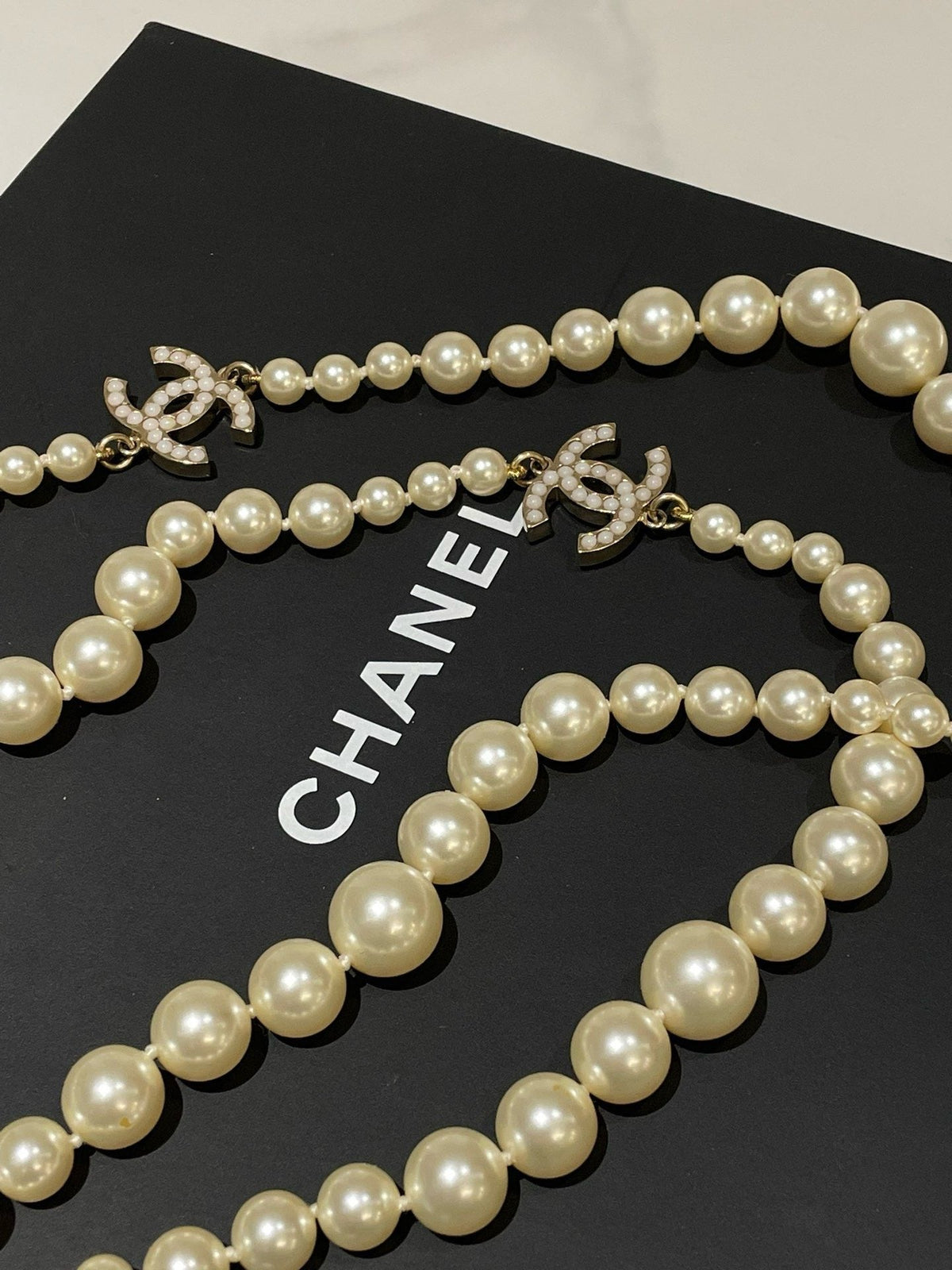 Chanel Pearl Long Necklace White 100cm Necklaces