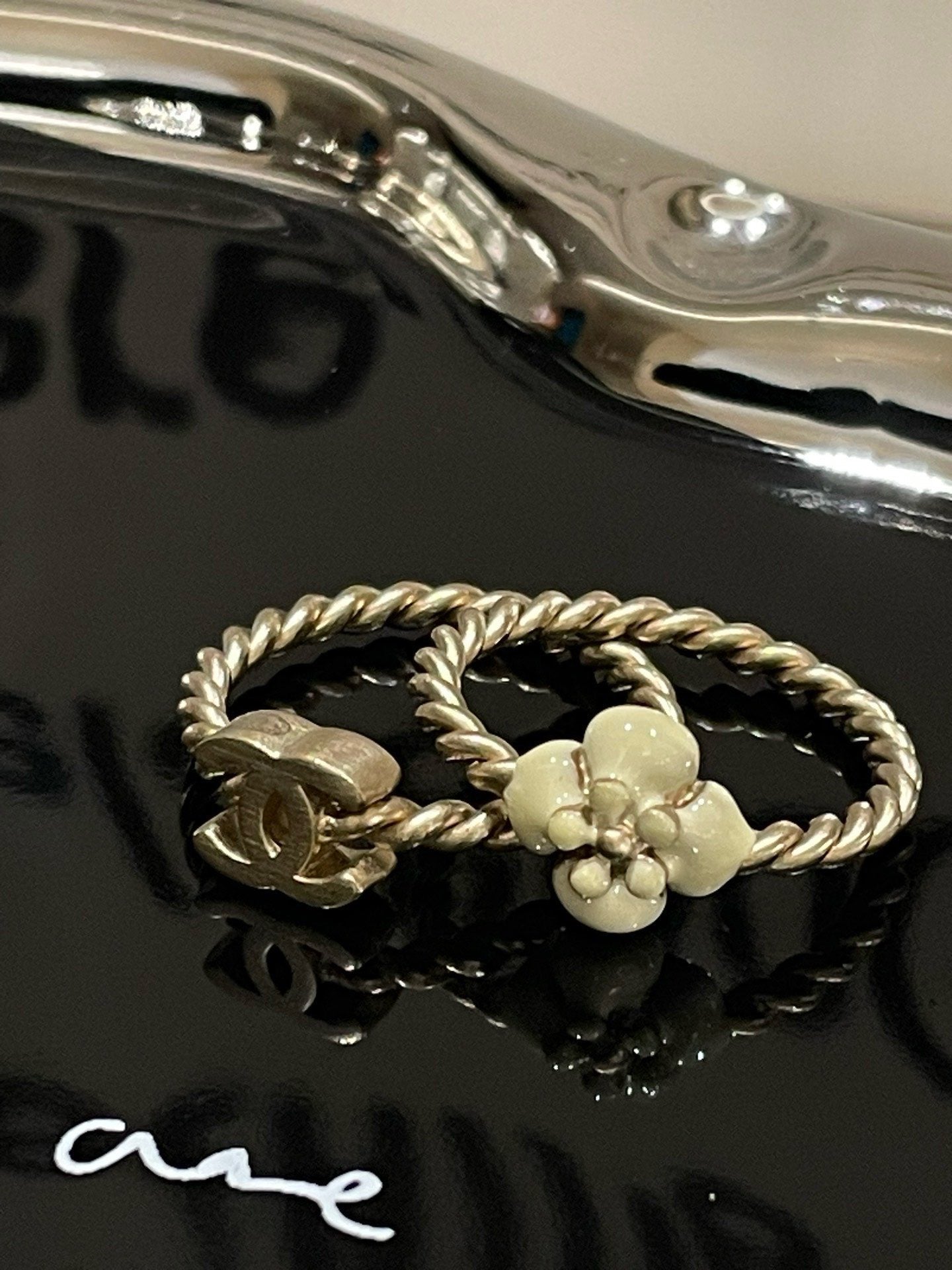 Chanel CC Camellia Double Rings Gold Rings