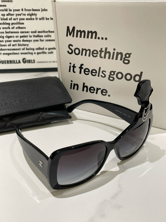 Chanel Coco Silhouette Sunglasses Black