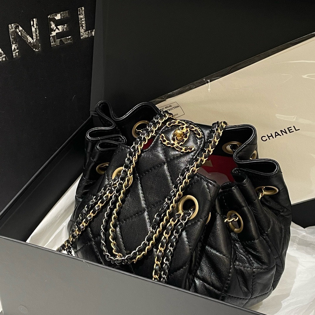 Un Chanel 22c Bucket Bag Black Leather Designer Handbag