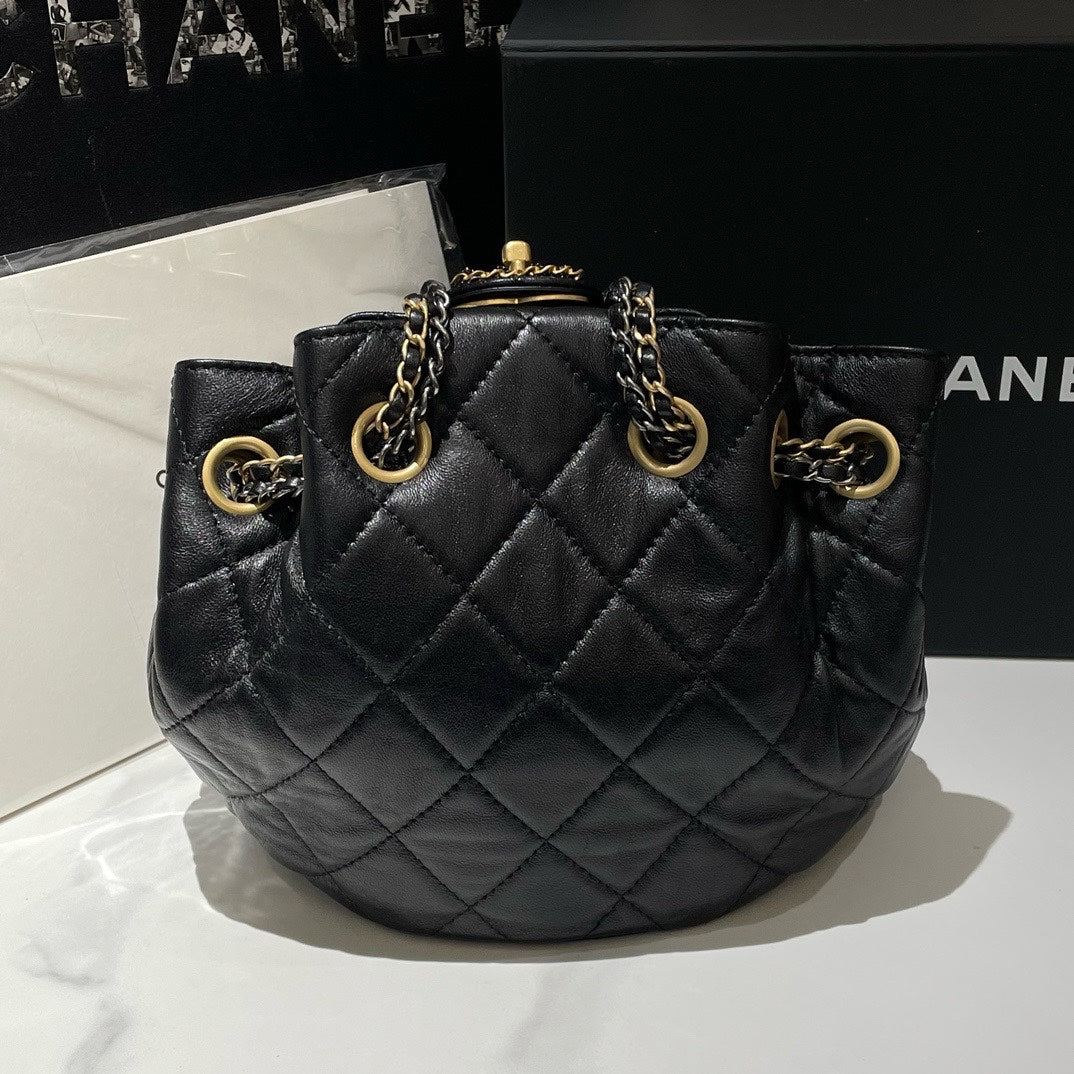 Un Chanel 22c Bucket Bag Black Leather Designer Handbag