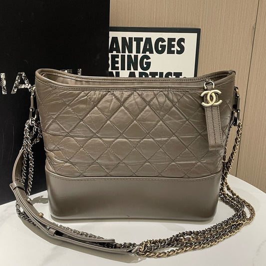 Chanel Gabrielle Bag Medium Shoulder Bag in Gray Leather -  2018
