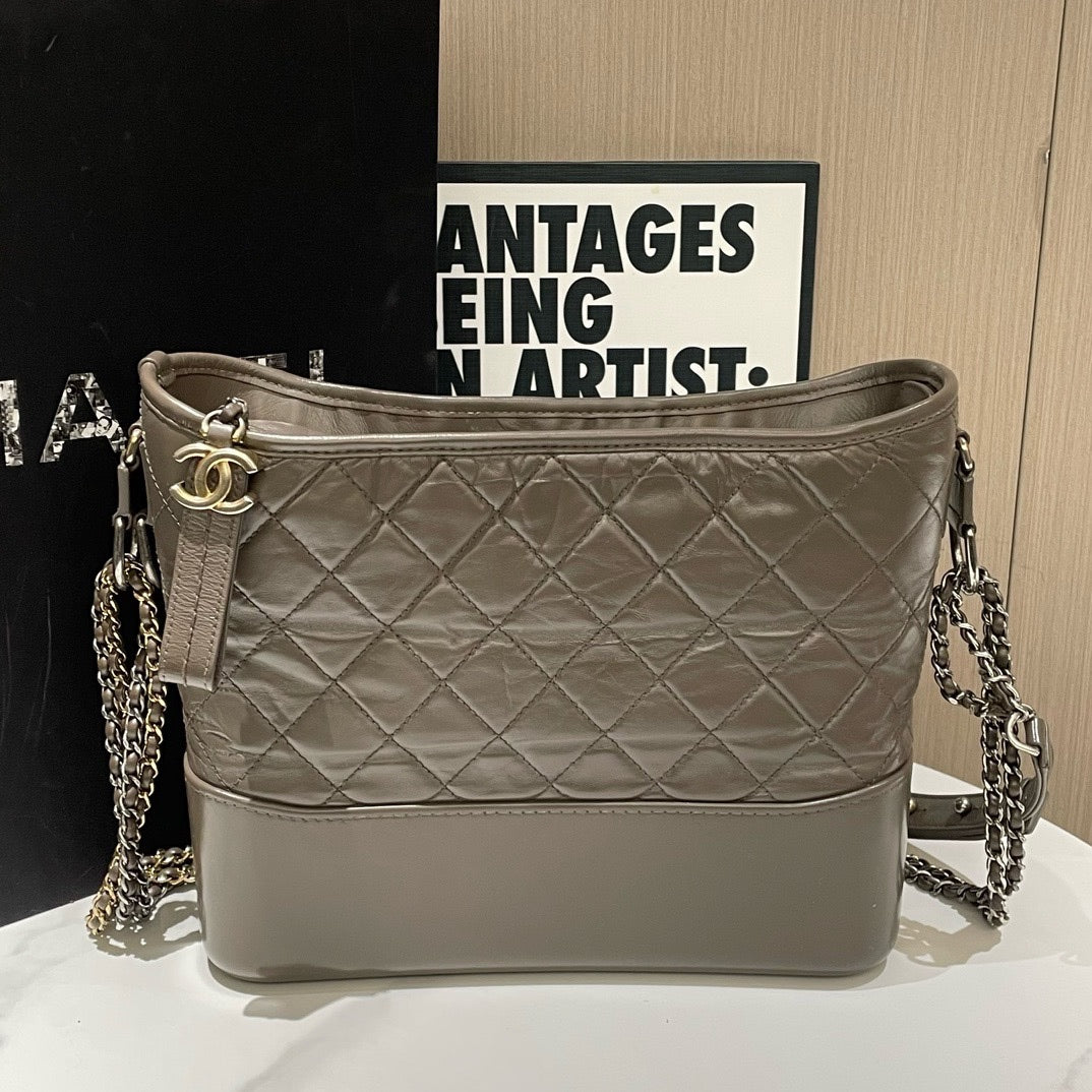 Chanel Gabrielle Bag Medium Shoulder Bag in Gray Leather -  2018