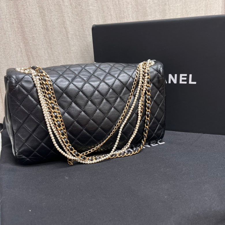 Chanel Classic Black Quilted Leather Shoulder Bag