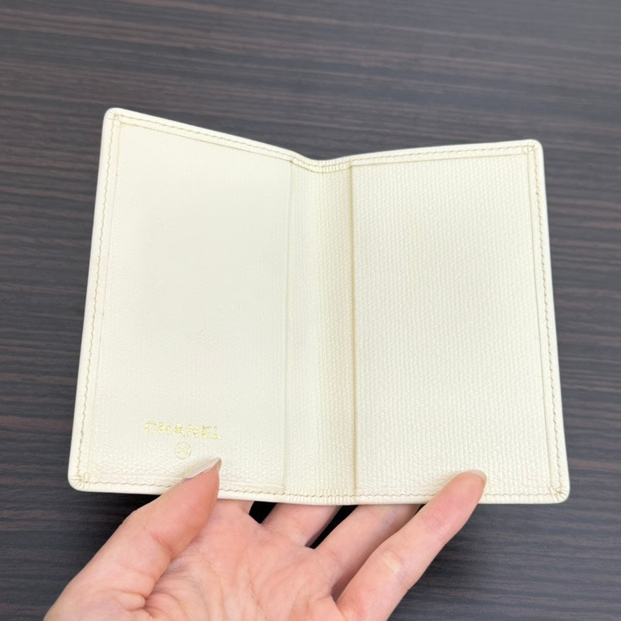 Chanel Calfskin Card Case M108 White Leather Wallet