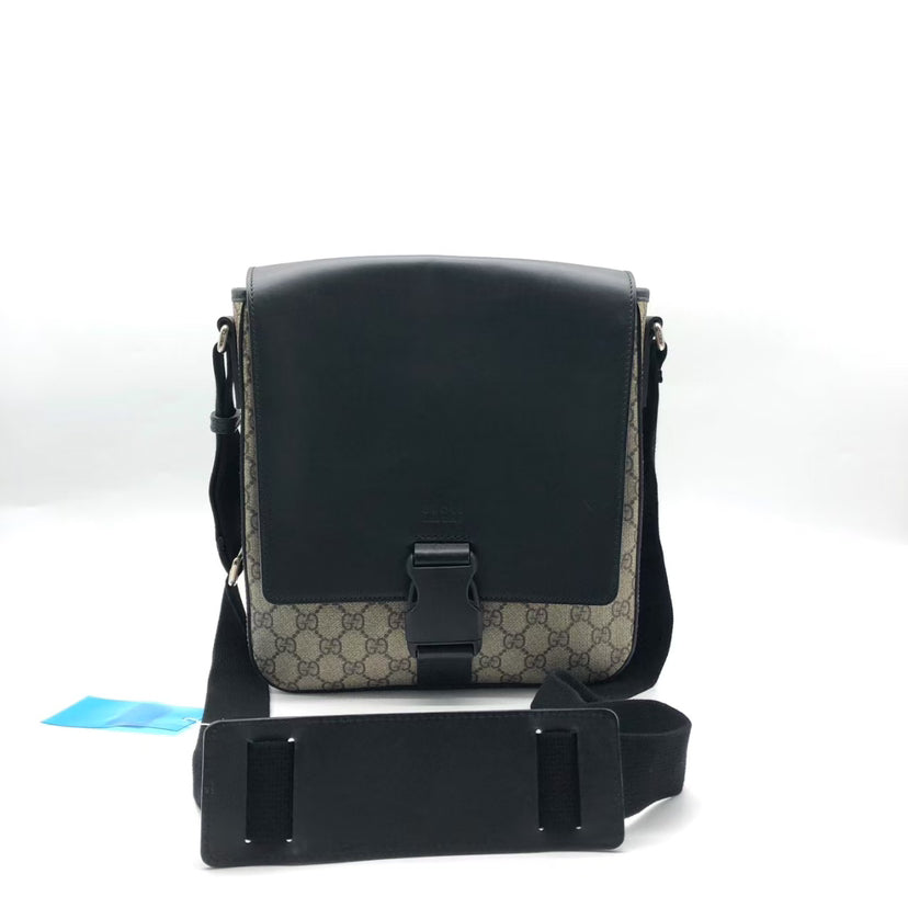 Preloved Gucci GG Messenger Bag Black Canvas Crossbody