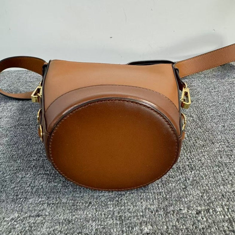 Preloved Fendi Roma Brown Leather Crossbody Bag