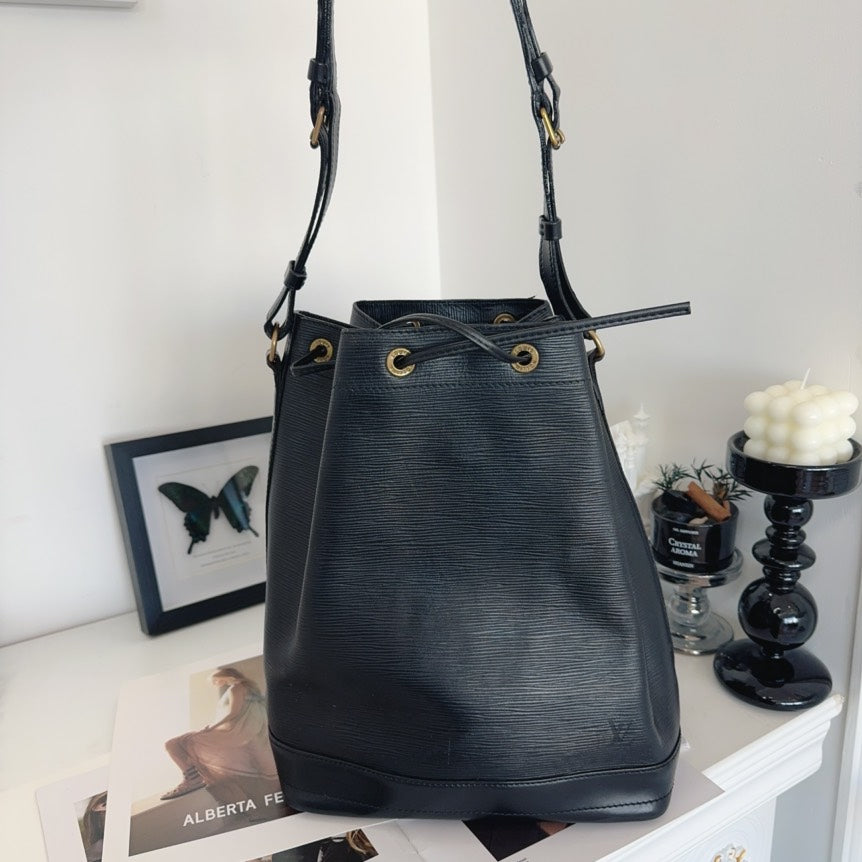 Preloved Louis Vuitton Petit Noe Epi Leather Black Bucket Bag
