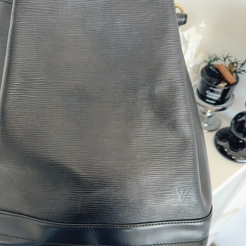 Preloved Louis Vuitton Petit Noe Epi Leather Black Bucket Bag