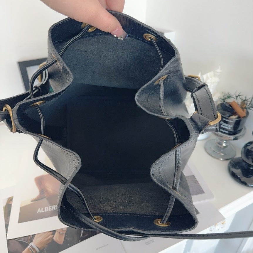 Preloved Louis Vuitton Petit Noe Epi Leather Black Bucket Bag