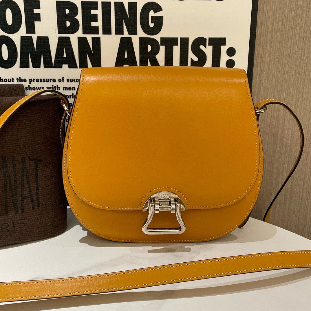 Un Moynat Loulou Saddle Bag Small Yellow Leather Crossbody Bag #13703