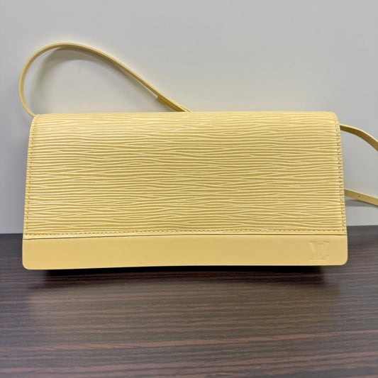 Preloved Louis Vuitton Epi Leather Yellow Shoulder Bag LB109978