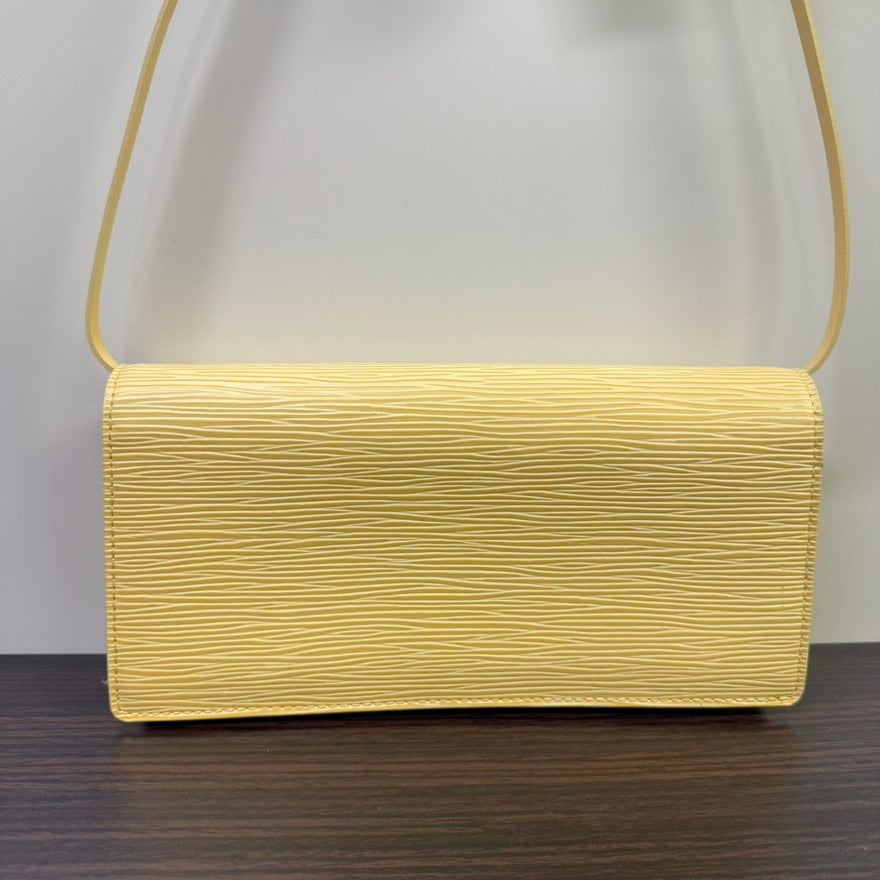 Preloved Louis Vuitton Epi Leather Yellow Shoulder Bag LB109978