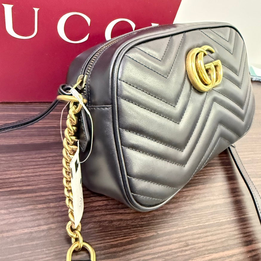 Preloved Gucci GG Marmont Camera Crossbody LB109506 Black Crossbody Bag