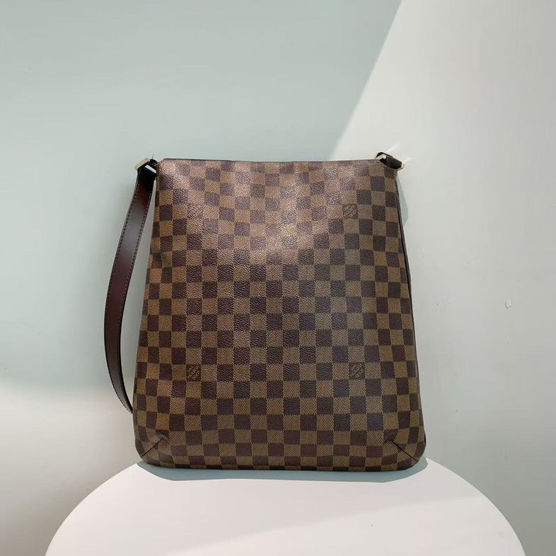 Preloved Louis Vuitton Damier Ebene Crossbody Bag