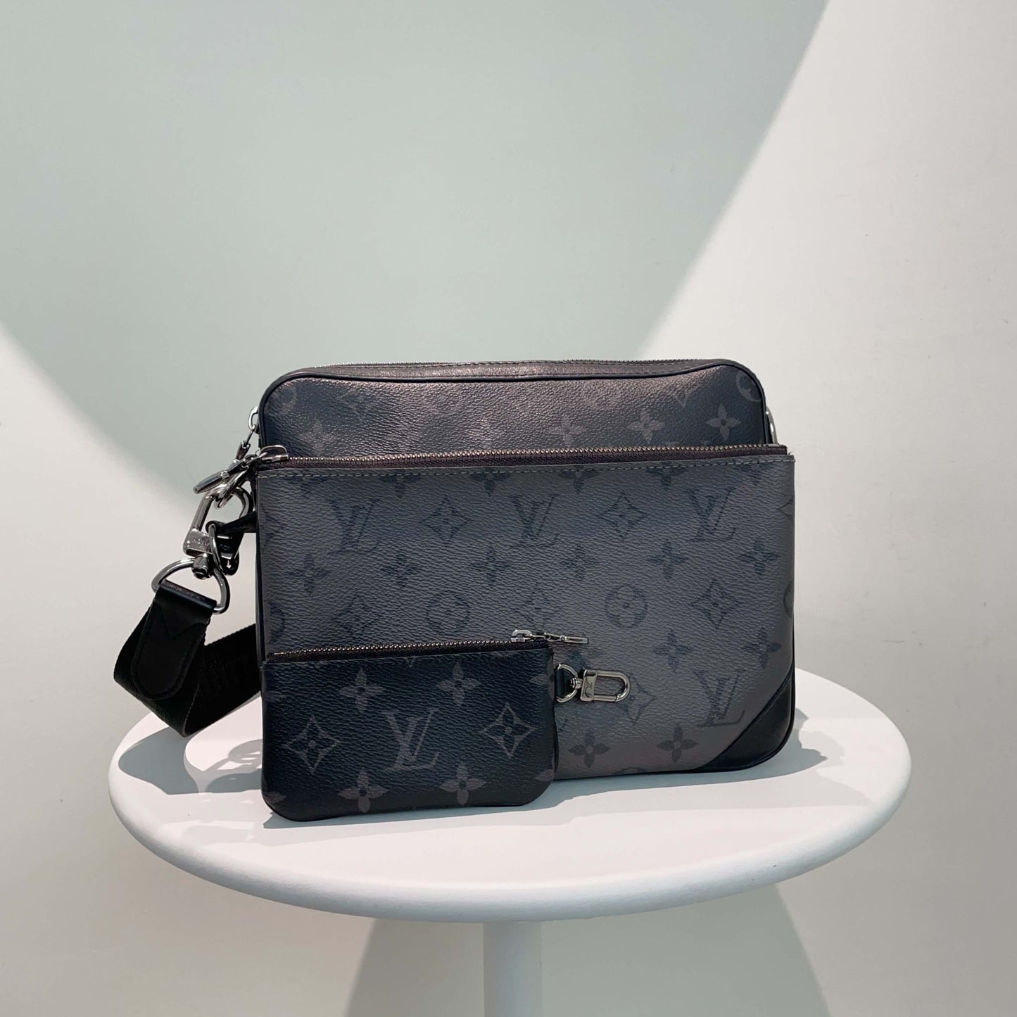 Preloved Louis Vuitton Trio Messager Bag Black Crossbody