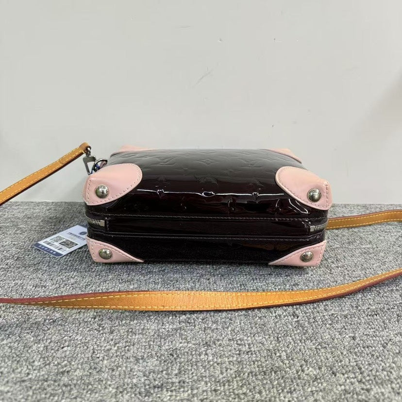 Preloved Louis Vuitton Vernis Trunk Bag Black and Pink Crossbody