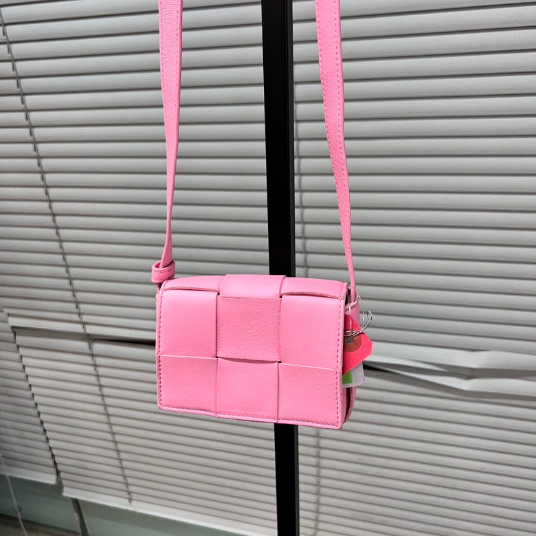Bottega Veneta Mini Crossbody Bag Pink Leather Z3828