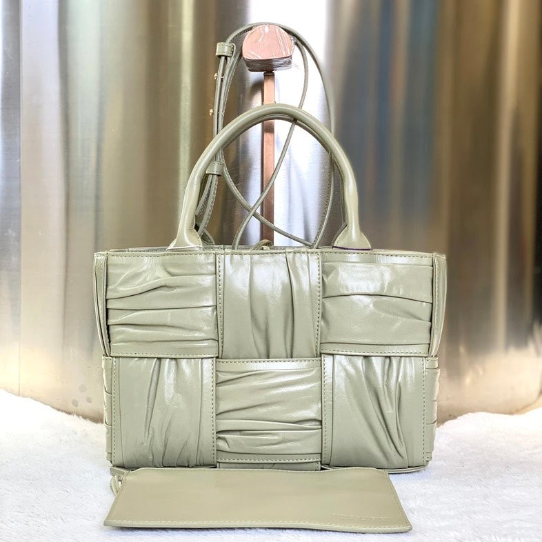 Preloved BV Crossbody Bag 7074 in Olive Leather