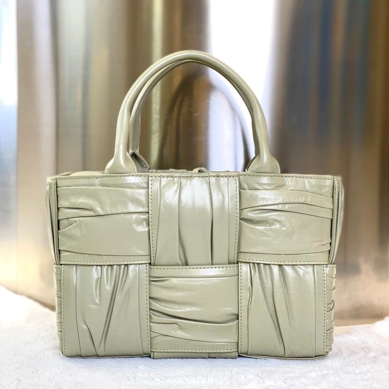 Preloved BV Crossbody Bag 7074 in Olive Leather
