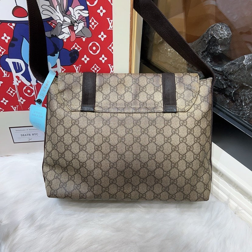 Preloved Gucci GG Supreme Messenger Beige Crossbody Bag