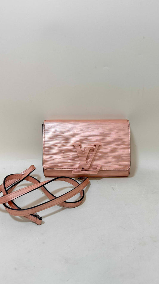Preloved Louis Vuitton crossbody bag