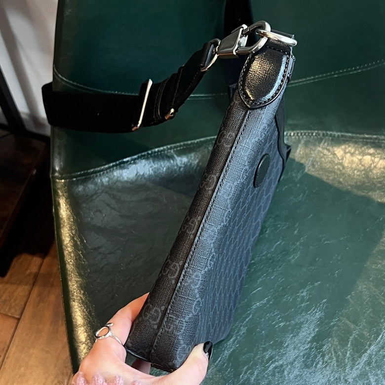 Gucci Leather Crossbody Bag AF in Black