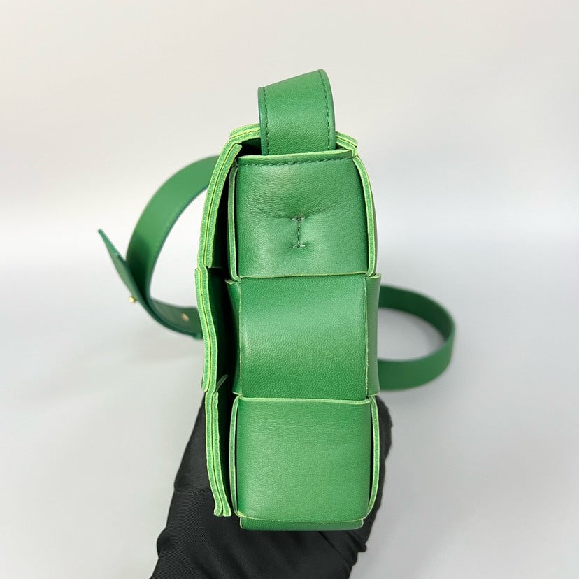 Preloved Bottega Veneta BV Cassette Green Leather Crossbody Bag XJ10936