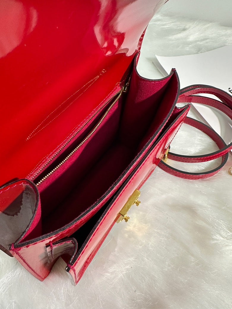 Preloved LV crossbody bag