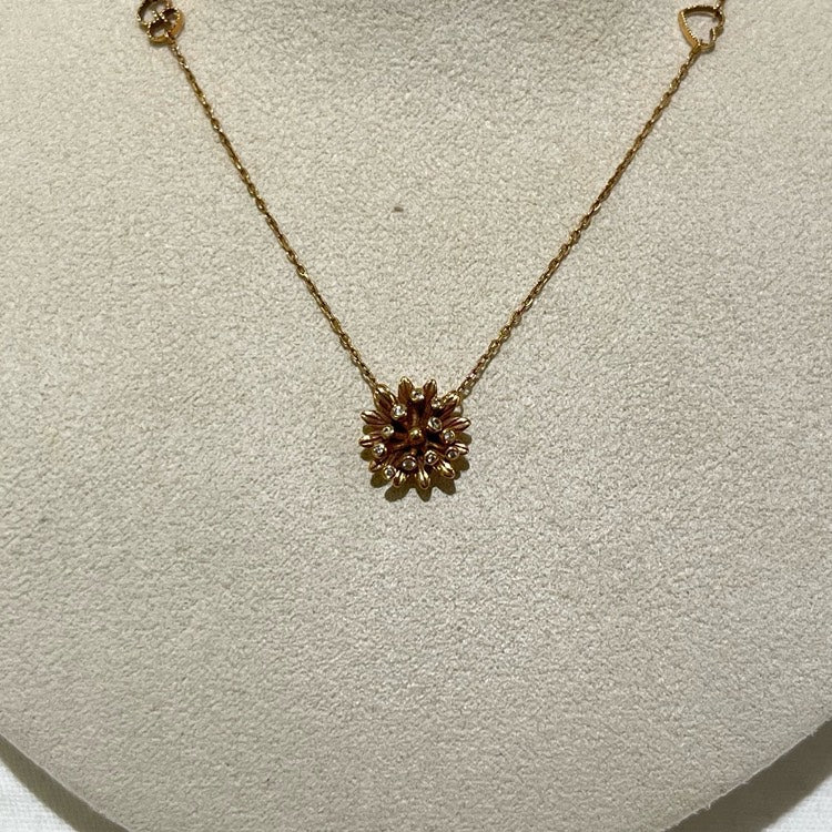 Gucci K Yellow Gold Necklace -cm Flower Design