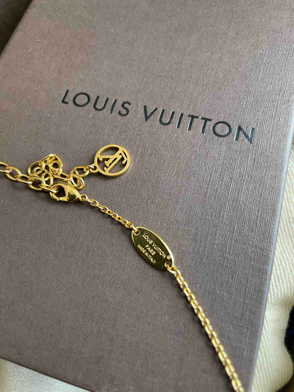 Louis Vuitton Necklace RE57349500 Gold Charm Necklace