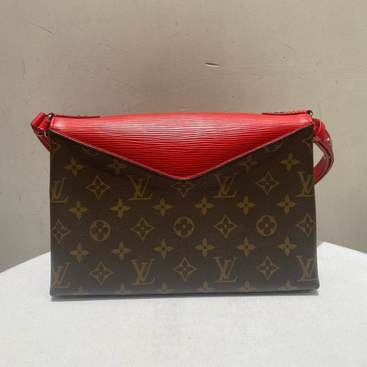preloved lv Louis Vuitton monogram crossbody bag