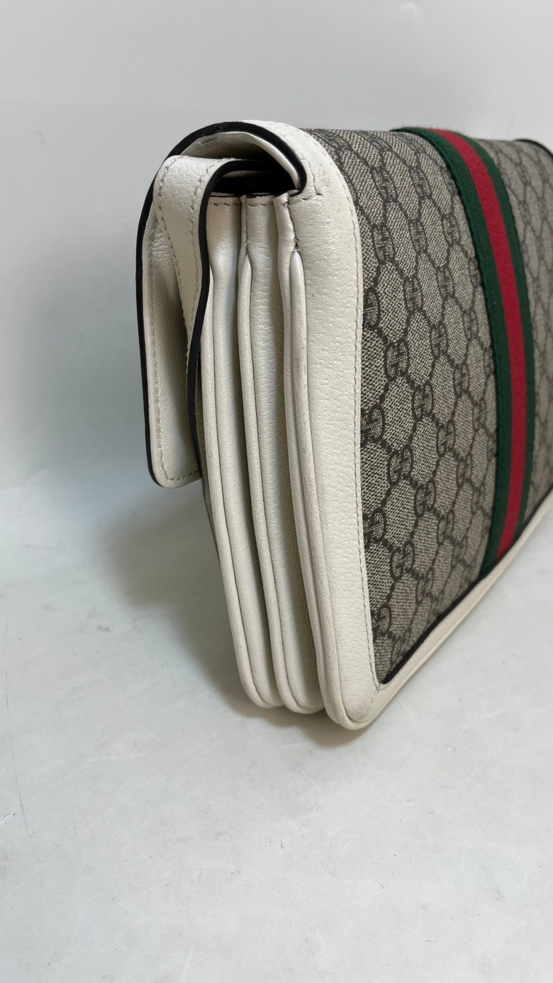 Gucci flap bee bag