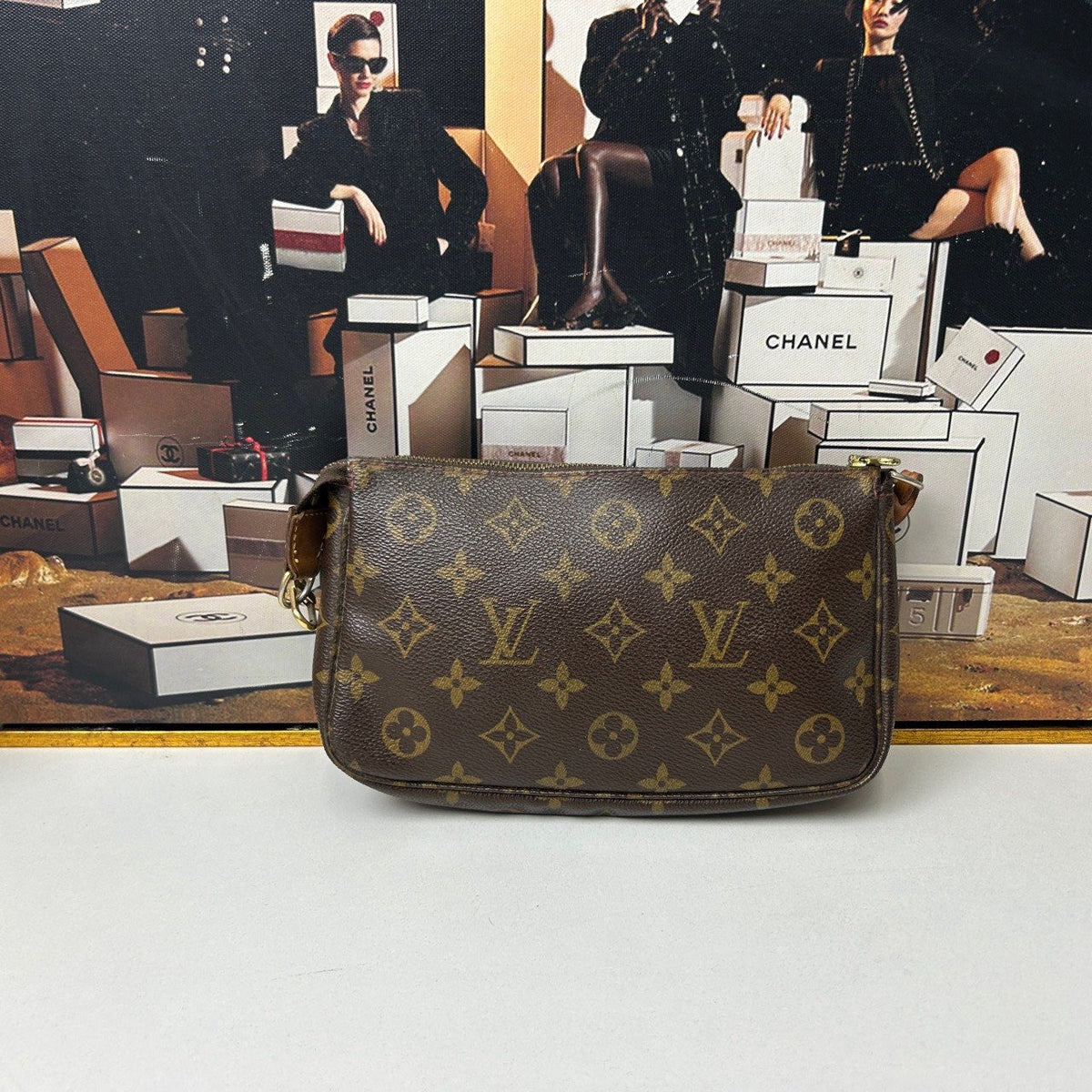 💓bundle  LV cherries bag with 2 lv charms(13527276)