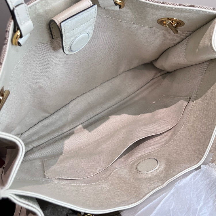Gucci Horsebit  Beige Canvas Tote Bag
