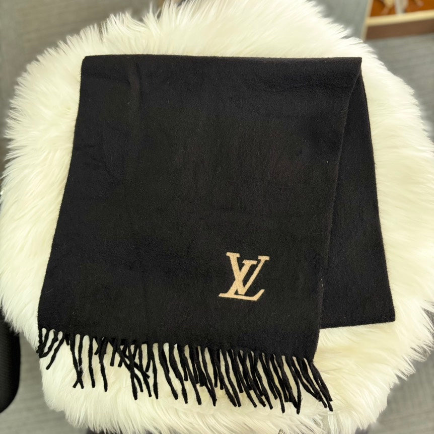 Preloved Louis Vuitton Scarf 100% Cashmere Black 140cmx33.5cm