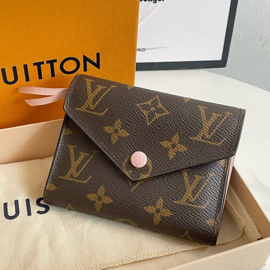 Un🆕 Louis Vuitton Victorine Wallet (2016) #13891