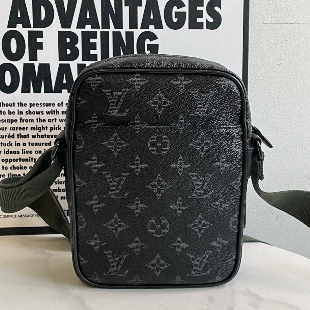 Preloved💕 Louis Vuitton Vivienne Danube PM (2018) #J2146
