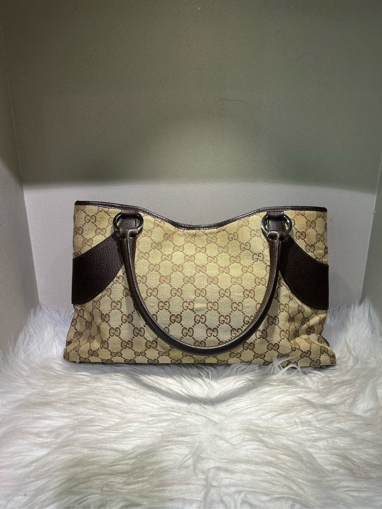 GUCCI GG Supreme Beige Canvas Shoulder Bag