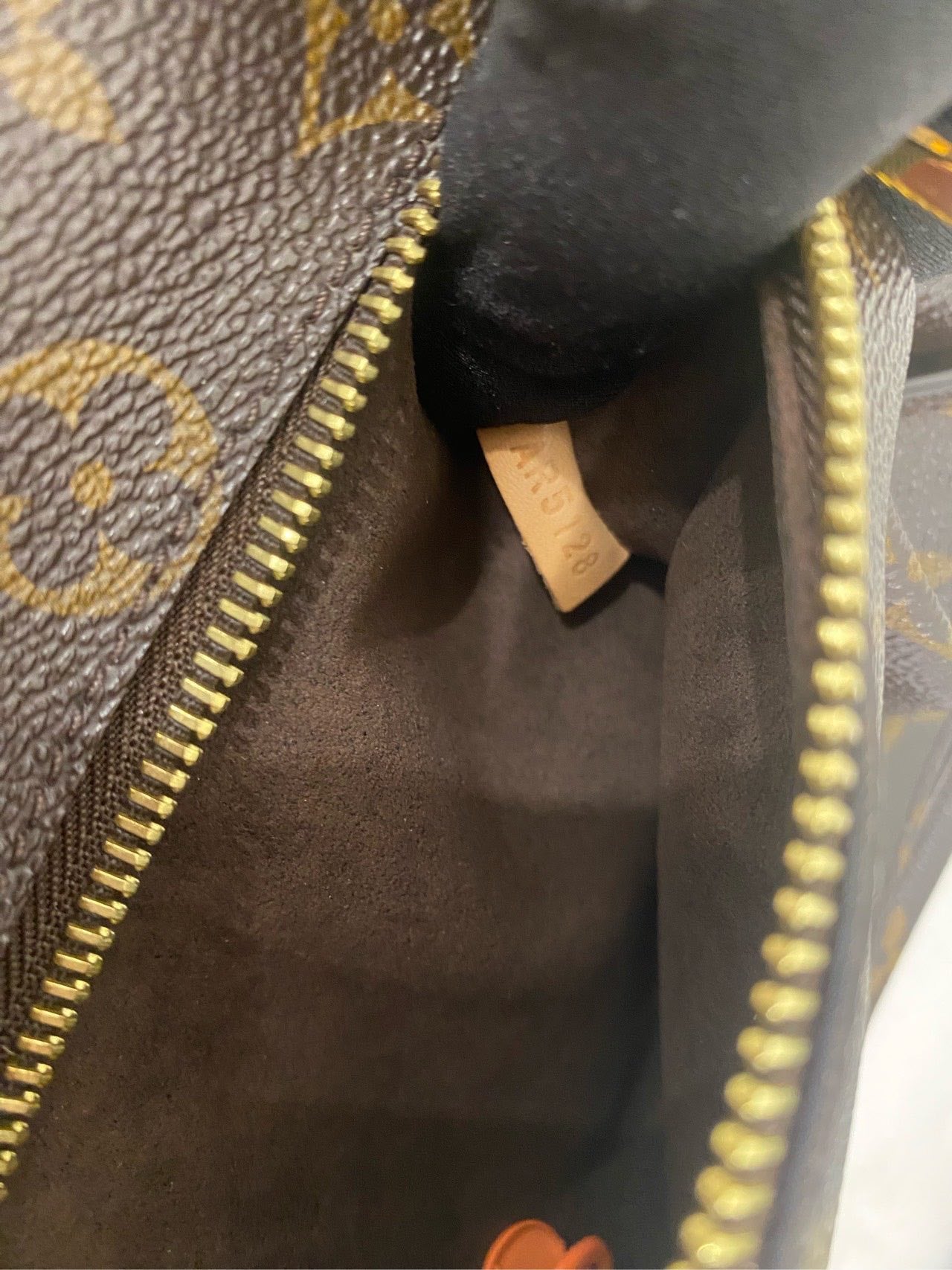 LV Classic Métis 2018 Monogram Brown Crossbody Bag