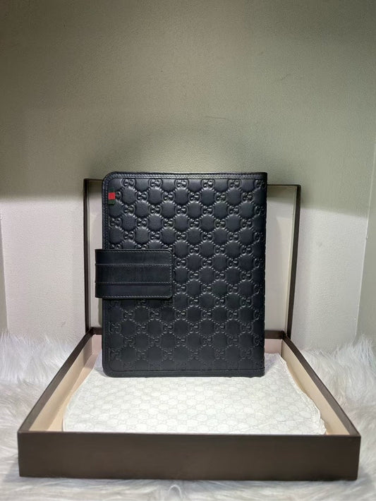 GUCCI GG Black Leather iPad Bag - Messenger Style