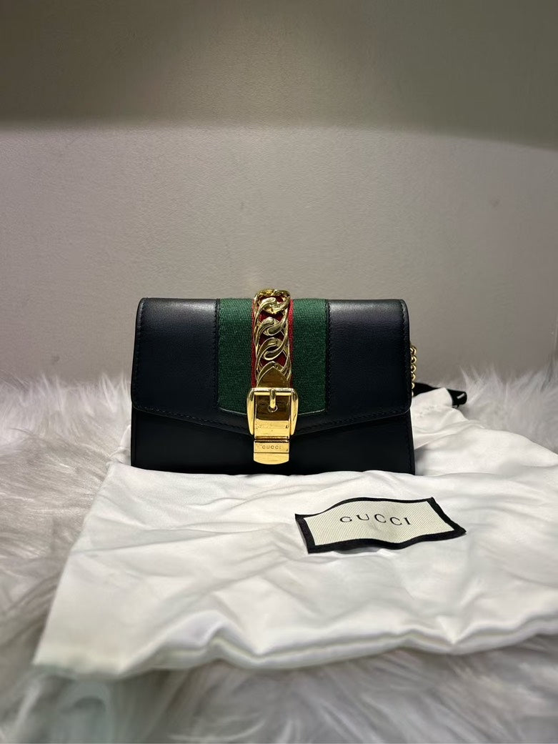 GUCCI Sylvie Bag Black Leather Shoulder Bag