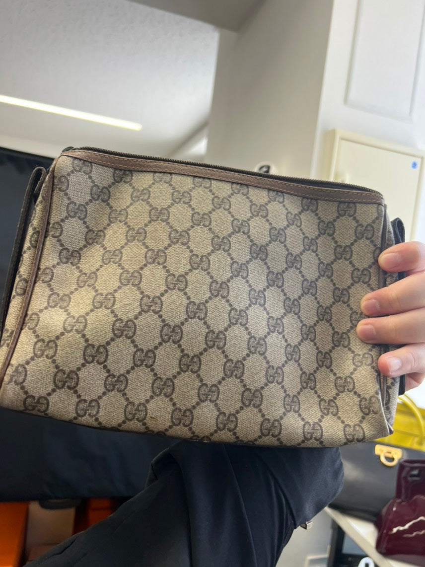Gucci clutch bag A