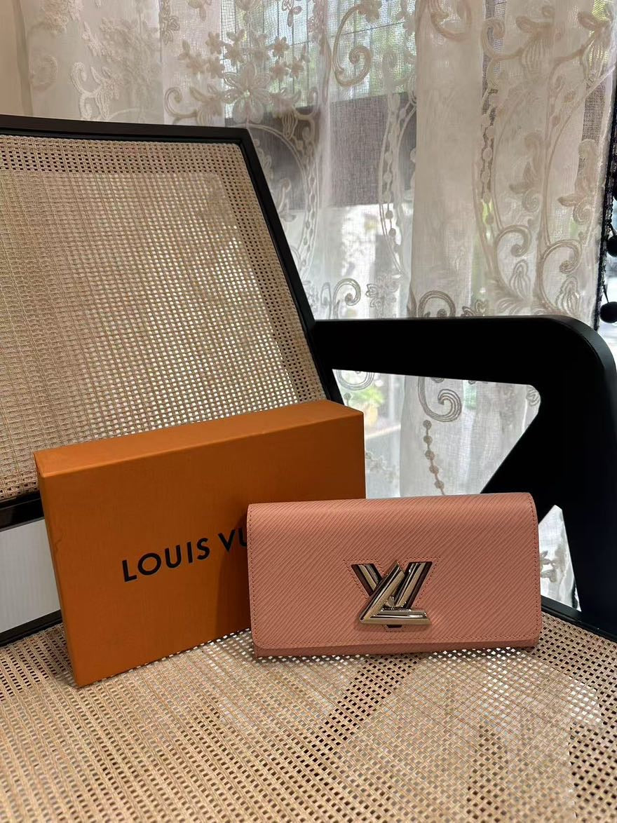 Preloved LV Louis Vuitton wallet