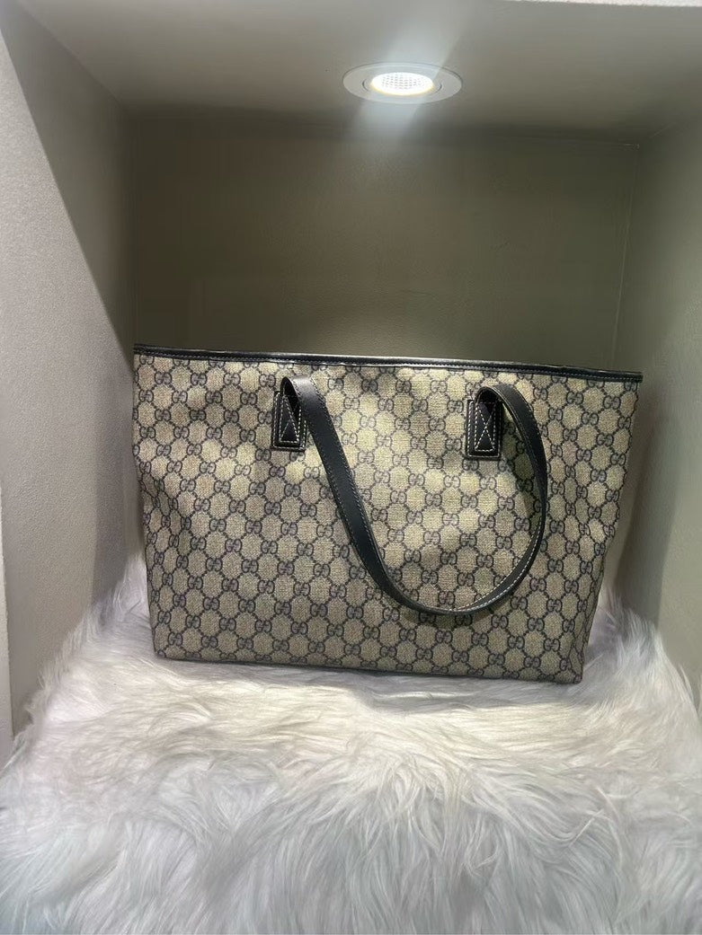 GUCCI GG Supreme Medium Monogram Tote Bag Beige Canvas