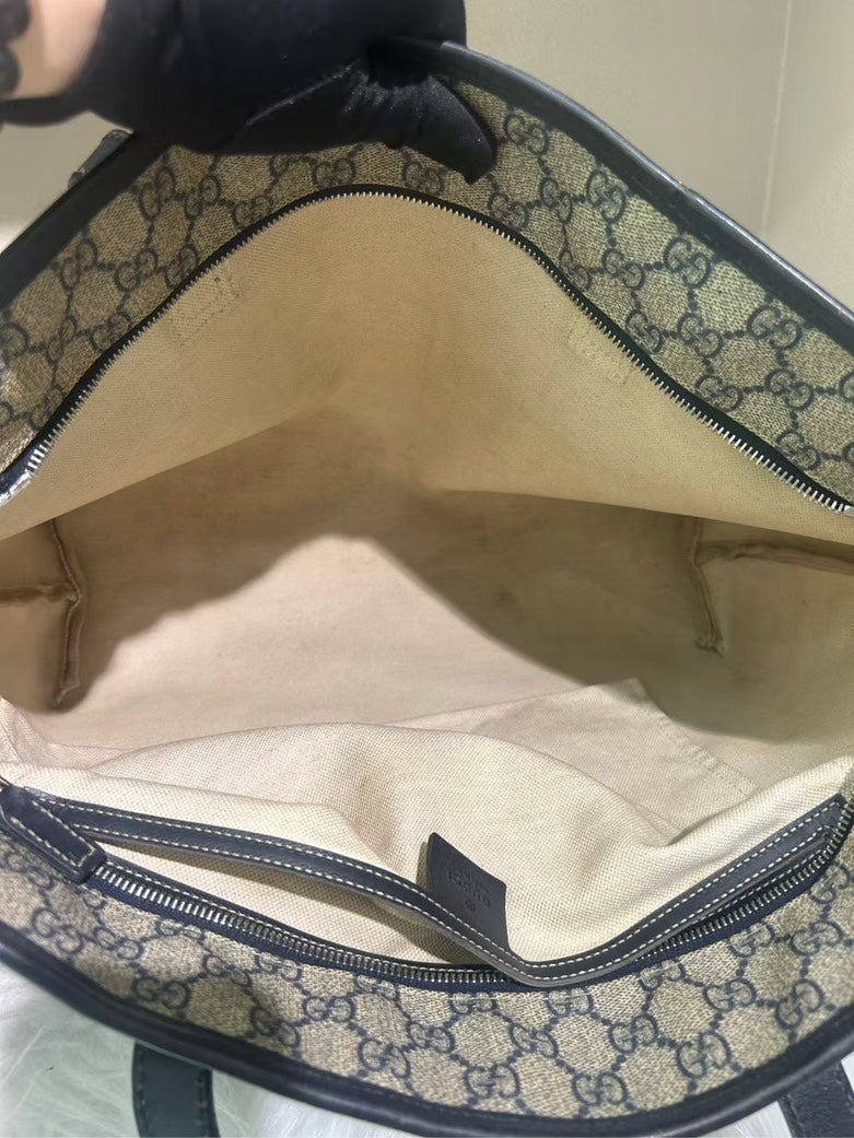 GUCCI GG Supreme Medium Monogram Tote Bag Beige Canvas